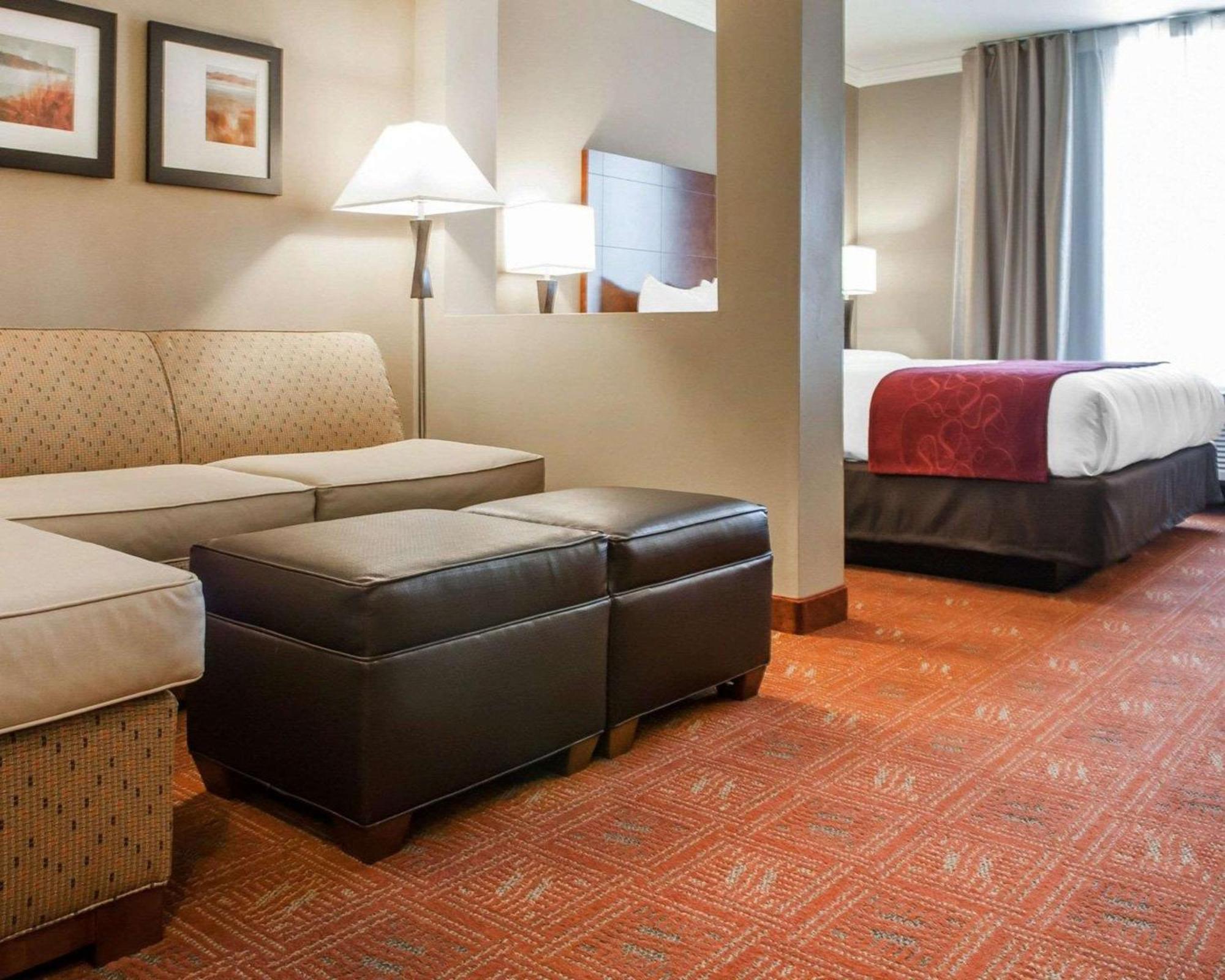 Comfort Suites Farmington Esterno foto