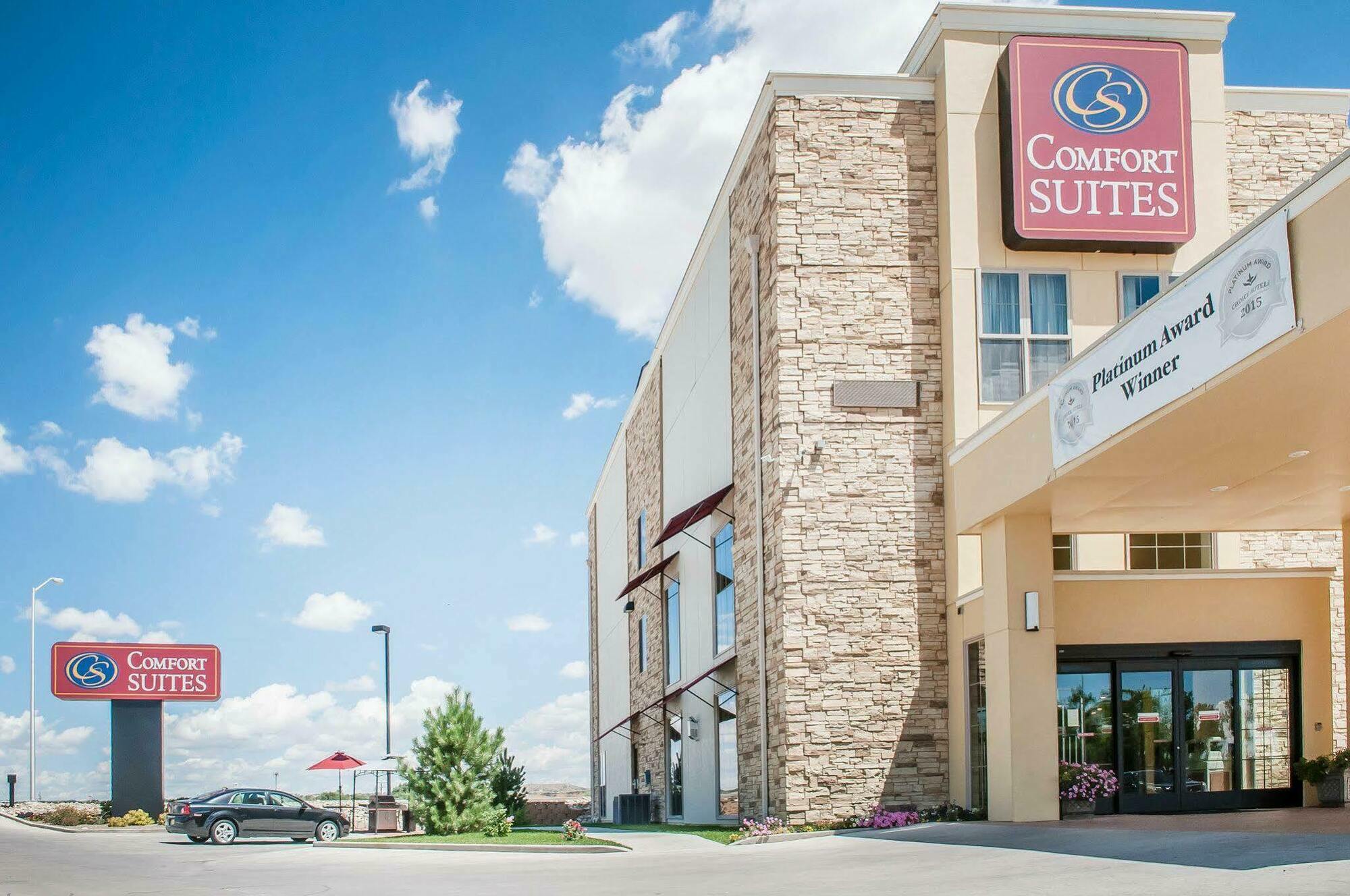 Comfort Suites Farmington Esterno foto